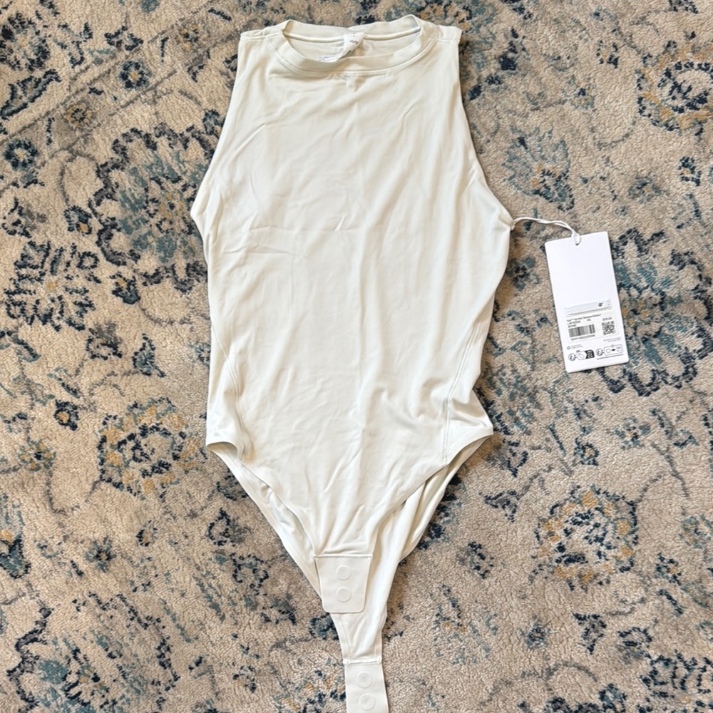 Lululemon Off-White Sleeveless Bodysuit